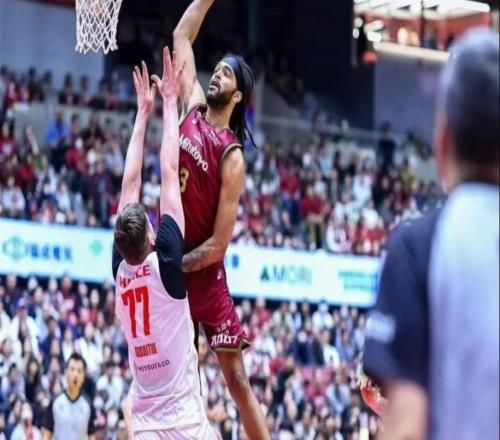 第4外援就位！山东男篮2米12大外援将在杯赛上演首秀，邱彪摊牌了