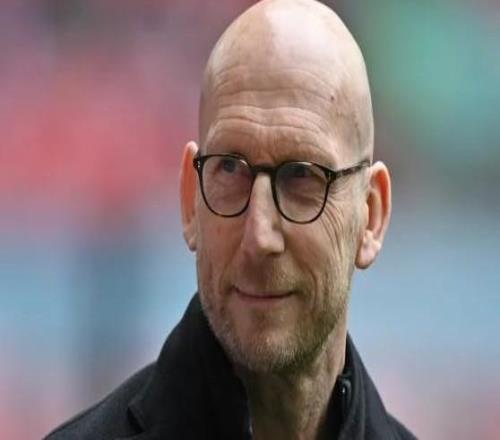 斯塔姆：卡里克相比阿莫林战术不死板我也会选择重用梅努