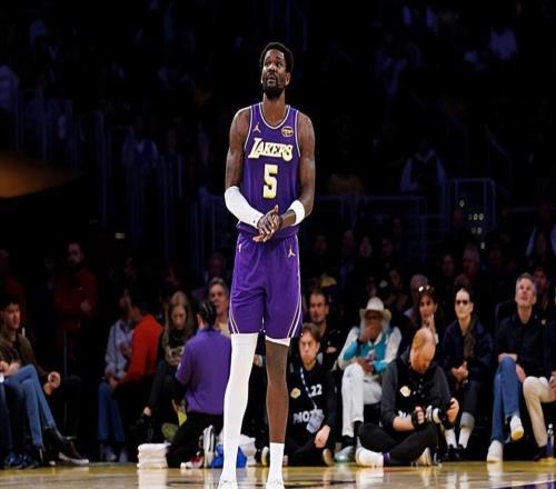 状态依然没有基本的起色，湖人先发中锋的情况真是令人有些担心