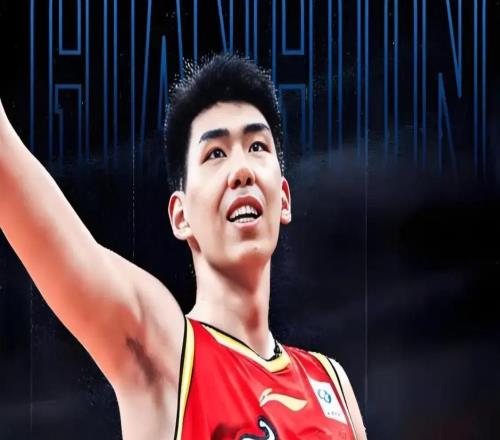 对阵日本！男篮首发5虎预测：曾凡博被挤掉，高诗岩只能打替补