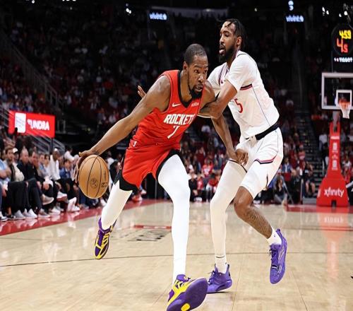 明明整体状态一般，但火箭还是让杜兰特长时间出场并且不断投篮