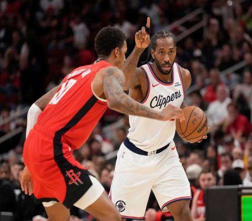 大爆冷！伦纳德27+12+4断献绝杀，快船逆转火箭！杜兰特21分8失误