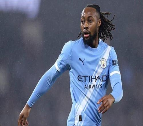 前裁判谈塞门约被泰特薅头发：从摄像机角度看不清就不能判罚