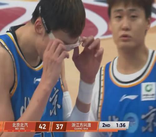 宣布了！CBA处罚赵睿！糟糕的中国男篮队长