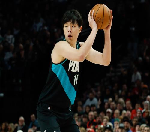 开拓者成扩军最大赢家美媒预测8人保护阵容：杨瀚森大概率留队