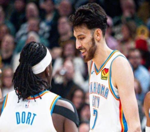 雷霆爆冷！切特16+13库兹马拉胯，湖人弃将尽力，雄鹿7人得分上双