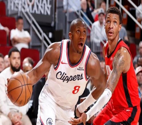 越来越适应控卫位置了！快船后场大闸的表现还在不断提升之中