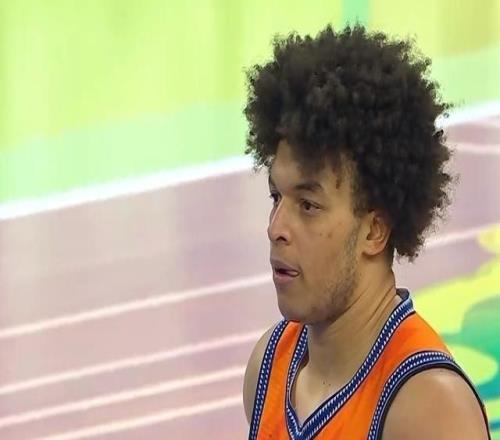 无解造杀伤！洛夫顿20罚轰25+8+5率领上海男篮实现杯赛2连冠