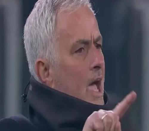 一场21!让穆帅有望争二:本菲卡追平葡体,下周欧冠决战皇马