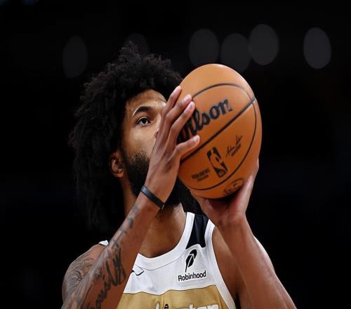 昔日榜眼郎的防守态度在加盟独行侠后依然没有发生明显的变化