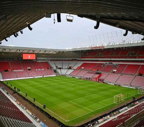 官方：桑德兰体育总监斯皮克曼离任，足球总监吉索尔菲接管