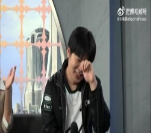 怎么讲完自己都笑场了Smash赛前放话GEN：这次真的会杀掉你们！