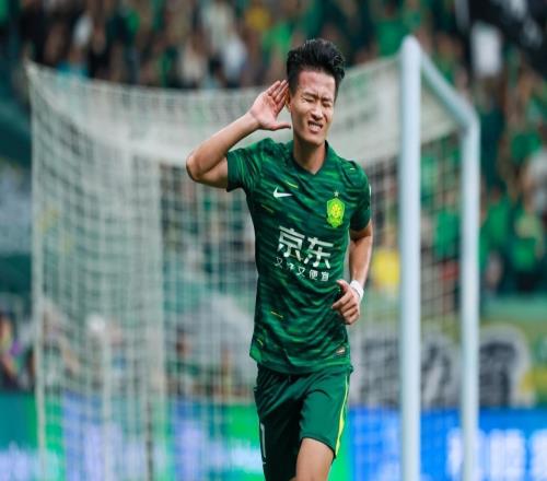 期待吗国足王牌迎来蜕变，已用实际行动宣布：冲击新赛季射手王