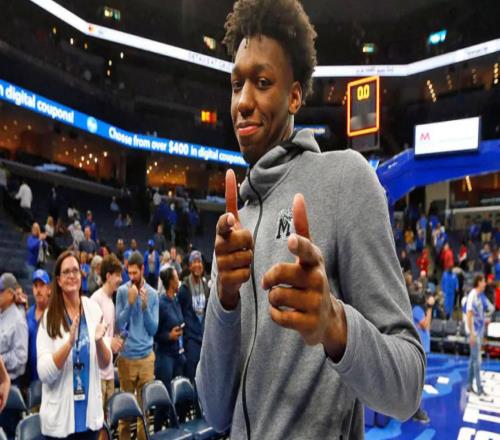 夺冠内行，选秀门外汉！勇士一步错步步错，错过了3个顶级新秀