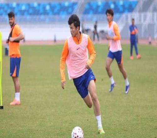 别想挖人了,泰山队官宣续约依木兰5年青训4星留队两套阵容成型