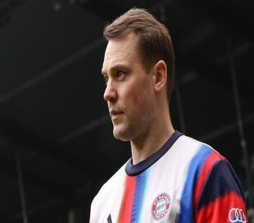 图片报：诺伊尔预计将伤缺三周，很难赶上对阵多特的比赛