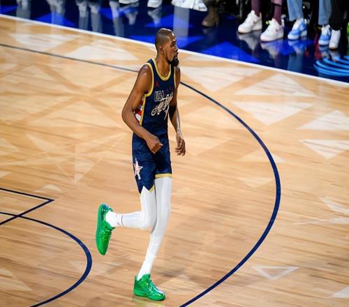 火箭锋线球星：和老将们一起打球感觉很棒，希望全明星越来越精彩