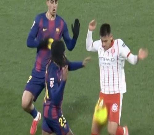 埃切韦里：我踩了孔德但那是意外幸运的是他们给了我们胜利