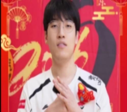 AL分享Tarzan拜年：祝大家阖家美满，喜乐安康