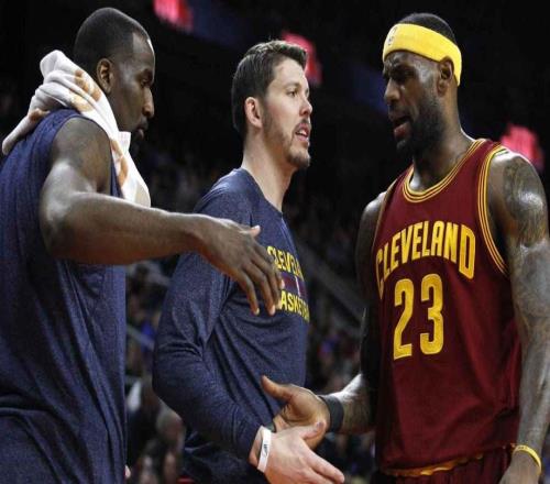 帕金斯：湖人队詹姆斯并没像科比和杜兰特那样受到年轻球员的喜爱