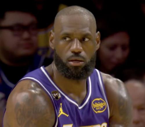 留队退役巡演队记曝如果詹姆斯想征战第24季湖人欢迎他回归