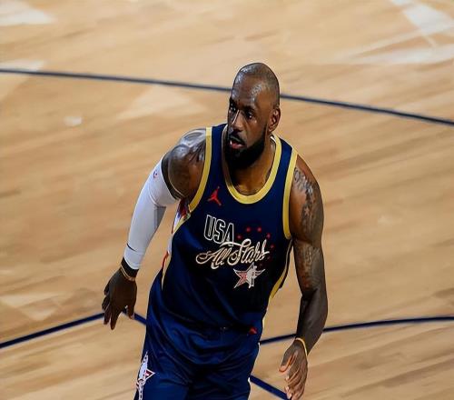 詹姆斯：背靠背第二场我状态更好，不记得湖人上次训练什么时候了