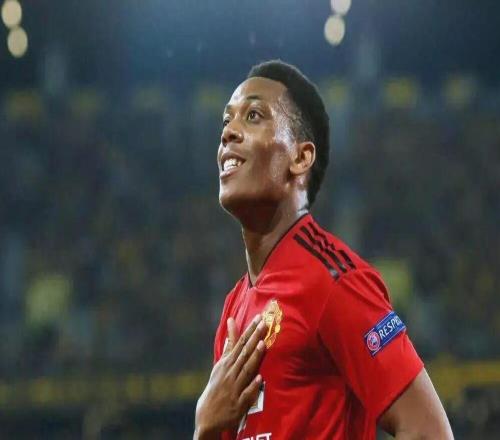 古早曼联“意难平”：30岁不到没球踢，巅峰6000万如今只剩零头