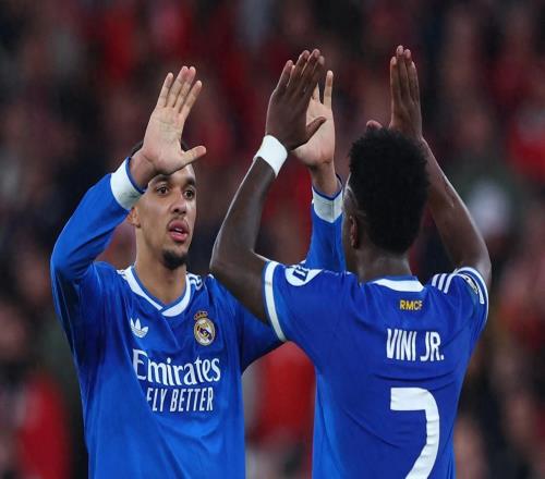 皇马雪耻之战：维尼修斯一击制胜，穆里尼奥战术博弈完败