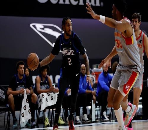 在发展联盟二队待了4年后，魔术终于用一份双向合同签下了他