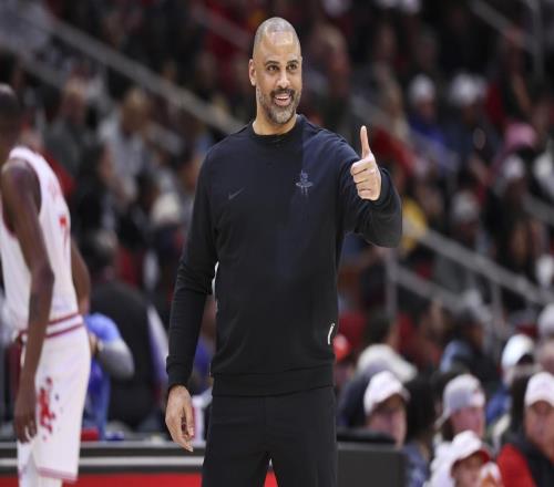 场均2+1+1！火箭第4控卫转正生悬念，乌度卡2选1，或改签自由球员