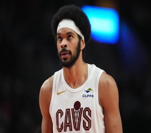 阿伦谈球队化学反应：磨合良好努力重回最佳状态_NBA直播