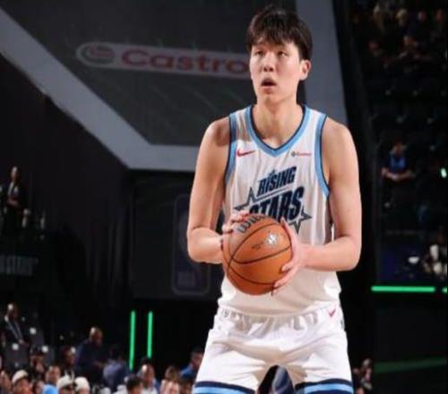 13.5%，尴尬的命中率，加油吧，杨瀚森