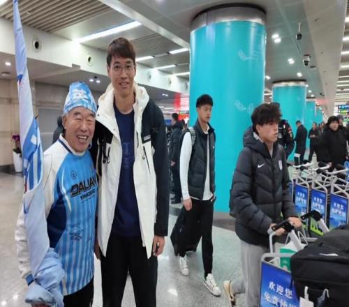 两大老油条带动马莱莱！中超大乱，大连0分开战二年级生魔咒自破