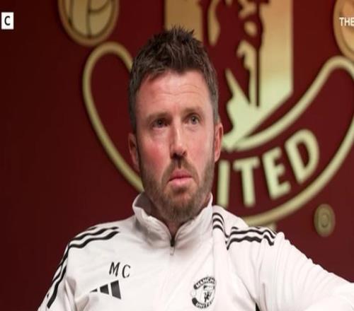 卡里克：我无法决定待多久但我热爱曼联我一直非常欣赏梅努