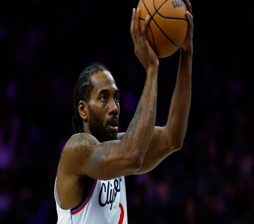 惜败湖人！伦纳德柯林斯伤情更新，马瑟林+卢采访中极度不满判罚