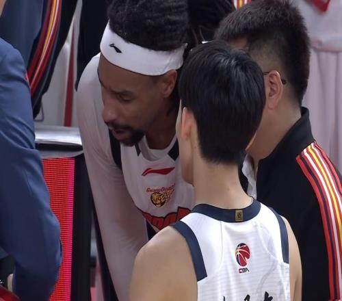 终于来了！广东“双王炸”确认到位，这可是杜锋的争冠底牌！