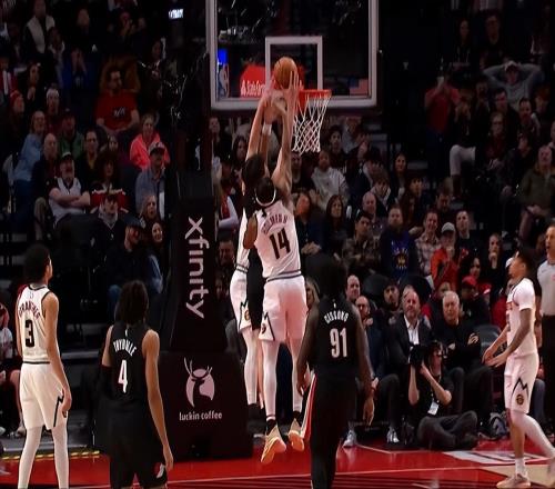 4分1篮板1盖帽！杨瀚森新年首秀一言难尽，扣篮不中&4罚0中很罕见