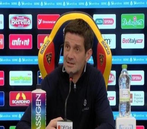 齐沃：领先10分还有很长的路要走我们的24名球员都是主力