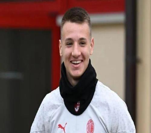 斯基拉丨佛罗伦萨正在关注卡马尔达