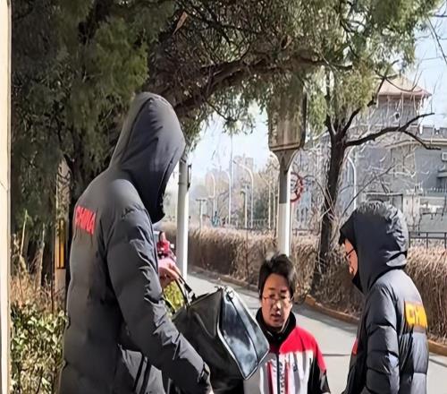 男篮启程日本！徐杰、庞峥麟、曾凡博未出现，郭振明随队！