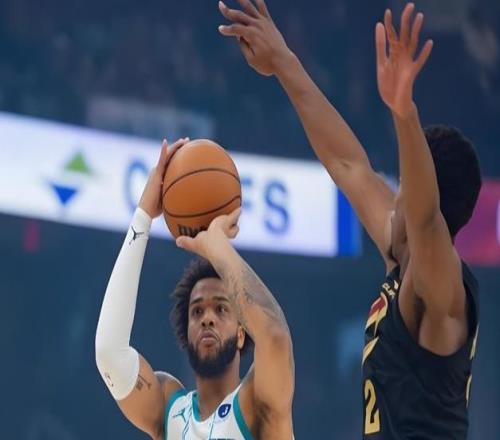 米切尔哈登骑士背后的真正王牌