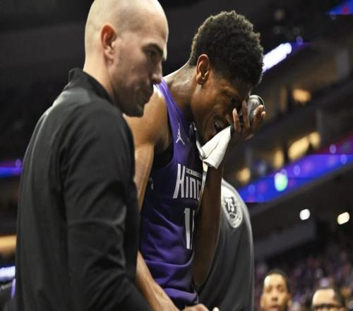 不演了！一个月报销3人，为了状元签，国王彻底疯魔了