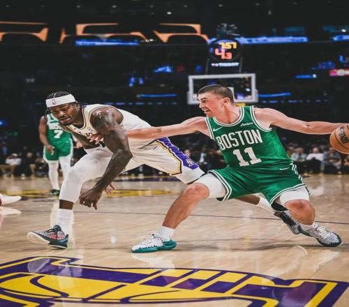 黄绿大战落幕！合砍62分打爆湖人！NBA名宿怒批詹姆斯