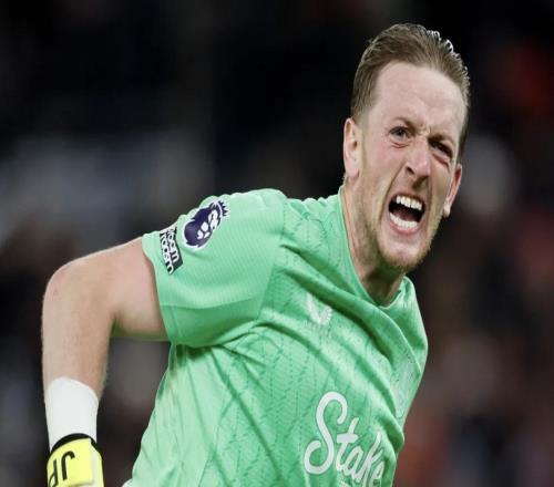 皮克福德：此前对齐尔克泽的扑救是世界级，碰球时内心在祈祷