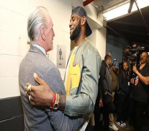 莱利：本想和詹姆斯继续合作六到八年但生意终究是生意