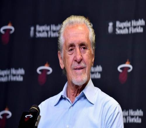 湖人为莱利树立的雕像揭幕他和禅师谁是队史最伟大主帅