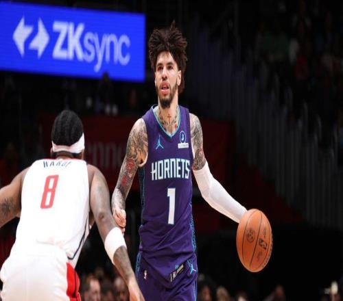 14战11胜，三杆火枪创队史纪录！三球飚10记三分轰37+8+7连创新高