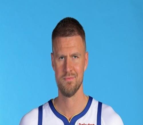 【早报】晚高峰人挤人！卡里克带队6轮狂砍16分！