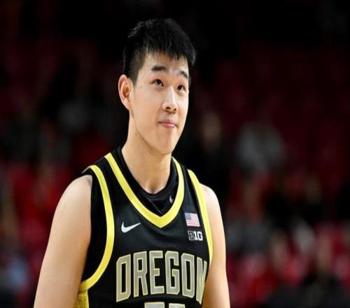 未来危机！曝郭士强询问遍旅外球员仅余嘉豪1人驰援男篮