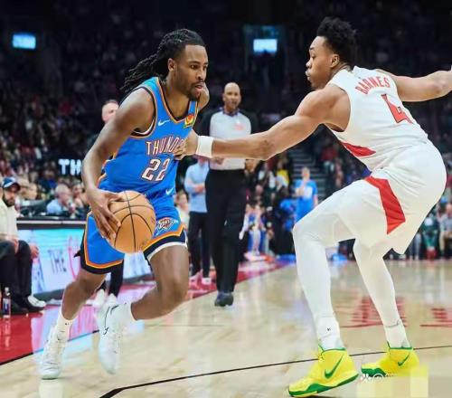 雷霆残阵“屠龙”！卡鲁索回归即巅峰，22岁小将把身价打暴涨